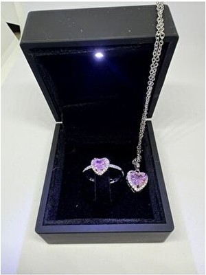 Nutly Accessories Işıklıkutuda Kalpli Kolye Yüzük Seti Ciddi Ilişki Sevgililer Günü Hediyesi Yılbaşı Hediyesi