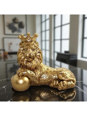 Altın Renkli Küreli Kraliyet Aslanı Biblosu – Dekoratif Polyester Heykel Vip