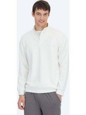 Ekru Dik Yaka Sweatshırt