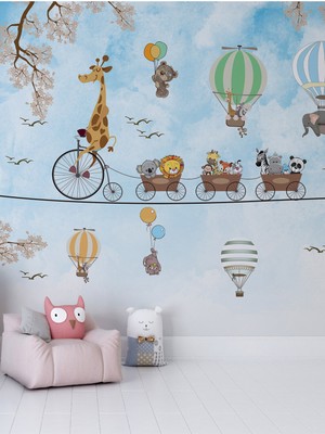 Hayvanlar Treni ve Balonlu Çocuk Odası Duvar Kağıdı