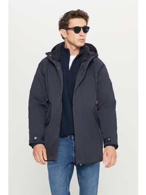 Altınyıldız Classics Standart Fit Normal Kesim Kapüşonlu Dik Yaka Yan Cepli Kaban