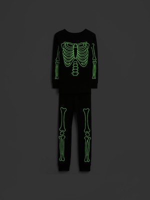 Gap Bebek Siyah Glow-in-the-Dark Grafik Baskılı Pijama Takımı