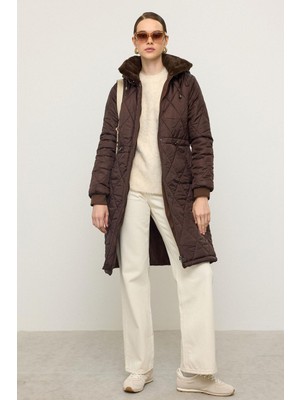 Olcay Kapüşonlu Kürk Detaylı Kapitone Mont Kahve 6624 Orta Kalınlık Polyester Kadın