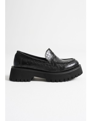 Savana Premium Kadın Günlük Siyah Kroko Loafer Ayakkabı