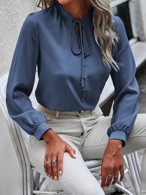 Aisha Elbise Kadın Uzun Kollu Yakalı Yakadan Bağcıklı Düğmeli Sandy Bluz