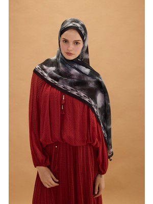 Camellia Scarfs Larissa Ipek Krep Şal - Siyah