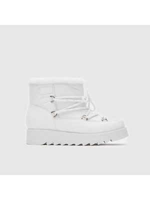 Togo Kadın Mat Beyaz Kar Botu Bağcıklı Dış Materyal Paraşüt Kumaş 060180 Konforlu Tasarım