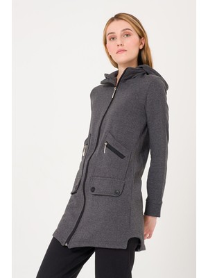 Barbora Kesim Kadın Ceket Füme Renk Standart Kalıp Günlük Kullanım İçin Cepli 2 İplik Şardonlu Kumaş