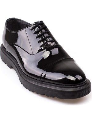 Maximoda Erkek Rugan Ayakkabı Kısa Topuklu 4 Mevsim Kullanıma Uygun 3,5 cm Yükseklik