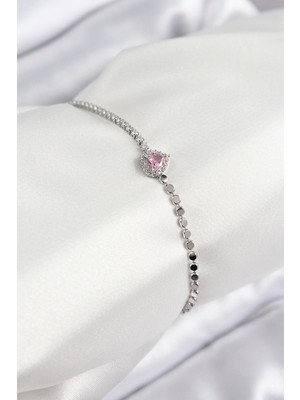 Pirinç Zirkon Taşlı Kalp Model Ezme Zincir Gümüş Renk Kadın Bileklik