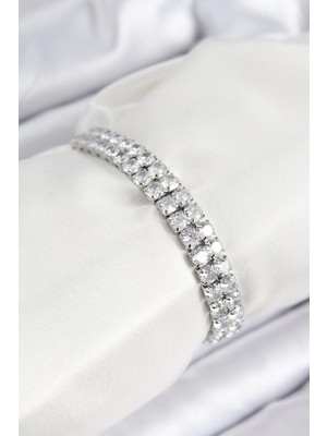 Pirinç Zirkon Taşlı Çift Sıra Kare Model Gümüş Renk Asansörlü Kadın Bileklik