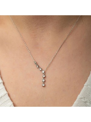 Sıra Taşlı Zirkon Taşlı  925 Ayar Gümüş Kadın Kolye