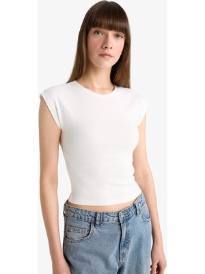 DeFacto Slim Fit Dar Kesim Bisiklet Yaka Basic Düz Modal Kısa Kollu Tişört F0685AX25AU