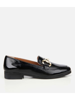 Hotiç Kadın Rugan Deri Siyah Tokalı Klasik Loafer