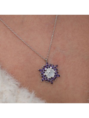 Tutaste Jewellery Mor Lotus Çiçegi 925 Ayar Gümüş Kadın Kolye