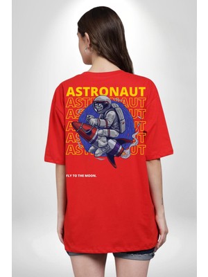 Roket Ata Binen Astronot  Sırt Baskılı Pamuklu Penye Kadın Erkek Kırmızı Tişört