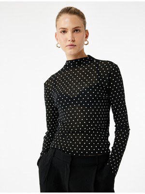 Slim Fit Uzun Kollu Dik Yaka Puantiyeli Tişört