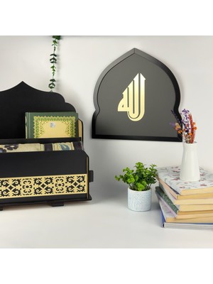 Siyah Ahşap Gold Pleksi Süslemeli Seccadelik ve Kuranlık Düzenleyici, Şık Islami Dekoratif