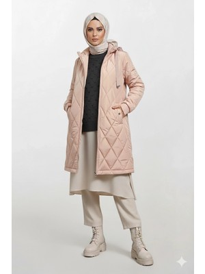 Kadın Krem Uzun Kapitone Astarlı Şişme Tesettür Mont HZL25W-BD151381