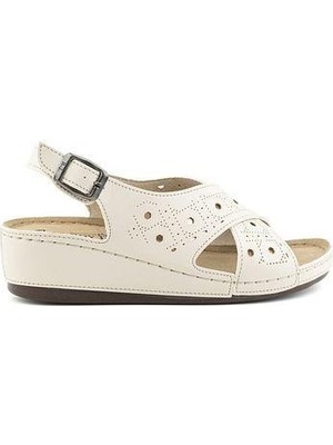 Roy Jones Kadın Bej Günlük Sandalet 1819