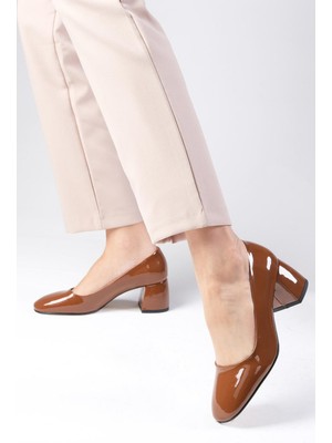 Mio Gusto Jade Taba Renk Rugan Blok Topuklu Yuvarlak Burunlu Kadın Topuklu Mary Jane Ayakkabı