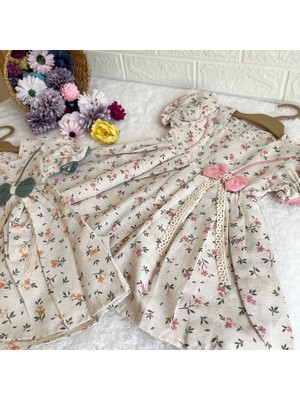 Kız Bebek ve Kız Çocuk Için Çiçekli ve Kurdaleli Detaylı Elbise