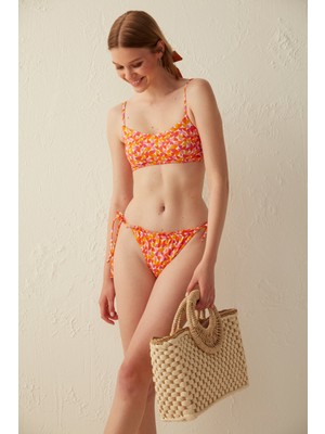 Çok Renkli Retro Süper Fırfır Detaylı Bikini Altı