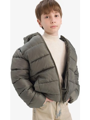 DeFacto Su Geçirmez Kapüşonlu Fermuarlı Şişme Mont Erkek Çocuk A1875A825AU