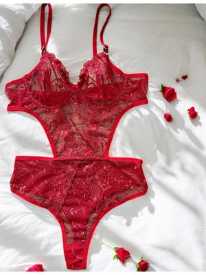Kırmızı Dantel Iç Çamaşır Takımı Bodysuit