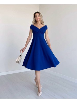 Moderie Butik Kadın Kısa Kollu Kruvaze Yaka Eteği Volanlı Krep Elbise