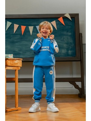 Kız Çocuk Kanguru Cepli Nakışlı Kolları Bantlı Kapüşonlu Sweatshirt