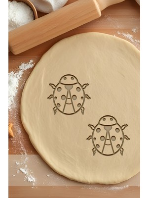 Uğur Böceği Kurabiye Kalıbı, Hamur Şekillendirici, Bisküvi Kalıbı, Kolay Kesim Ucu