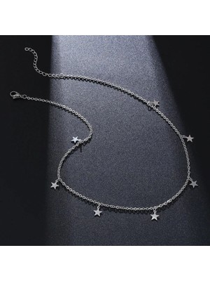 Parlak Yıldızlı Zincir Kolye ile Işıltınızı Yansıtın