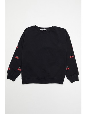 Kolları Kiraz Nakışlı Kız Çocuk Sweatshirt