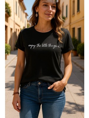 Nidam Butik Kadın Kısa Kollu Önü Yazı Baskılı Basic Süprem Bluz