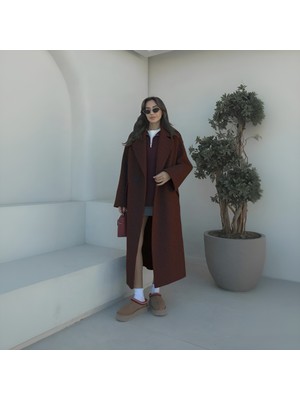 Kışlık Astarlı Detaylı Kadın Kaşmir Kaban