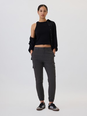 Gap Kadın Siyah Twill Jogger Kargo Pantolon