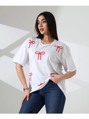 Kurdele Baskılı Tişört