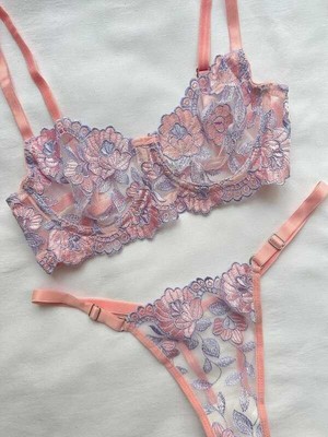 Pudra Çiçek Desenli Brode Sütyen Takımı