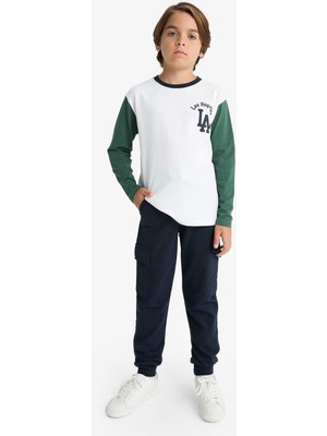 DeFacto Erkek Çocuk 2'li Takım Baskılı Uzun Kollu Tişört Eşofman Altı F2493A825AU