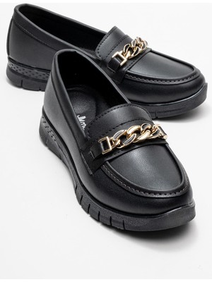 Yumuşak Tabanlı Zincir Detaylı Kadın Ayakkabı Siyah Cilt