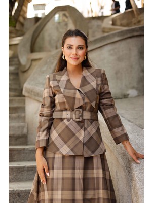 Kemer Detay Ekose Poliviskon Etekli Takım Açık Kahve