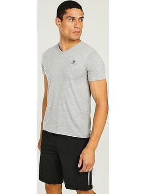 Lumberjack 3m CT106 Gogus Arma ve Yazılı V Yaka Basıc Kısa Kol Tshırt