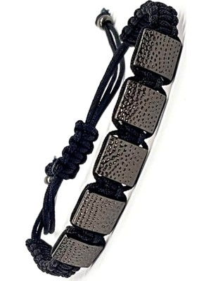 cift tarafli kullanilabilen celik ve deri detayli makrome orgu bileklik