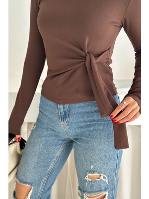 Kadın Belden Bağlamalı Uzun Kollu Bluz – Minimal & Şehirli Stil
