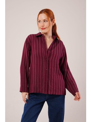 Düğmeli ve Çizgi Detaylı Bordo Gömlek