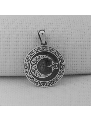 Siyah Gravur Işlemeli  Ay Yıldız 925 Ayar Gümüş Erkek Kolye Ucu