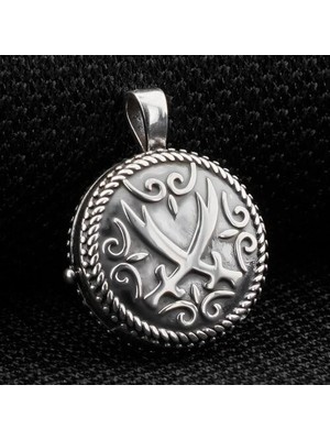 Çift Taraflı Zulfikar Desenli Açılabilir Cevşen  925 Ayar Gümüş Erkek Kolye Ucu