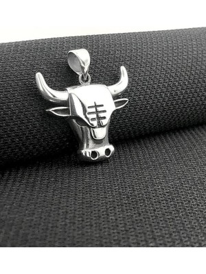 Boğa Kafası Tasarımlı 925 Ayar Gümüş Erkek Kolye Ucu