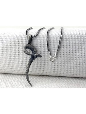 Üç Boyutlu Kara Bamba Yılan 925 Ayar Gümüş Erkek Kolye